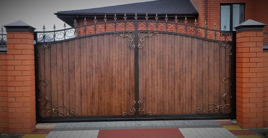 Купить простые ворота для дома: советы по выбору, установке и уходу в Воркуте от 32647 руб | ВоротМастер-Врк