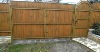 Купить распашные ворота деревянные Воркута, цена от 2704 руб.